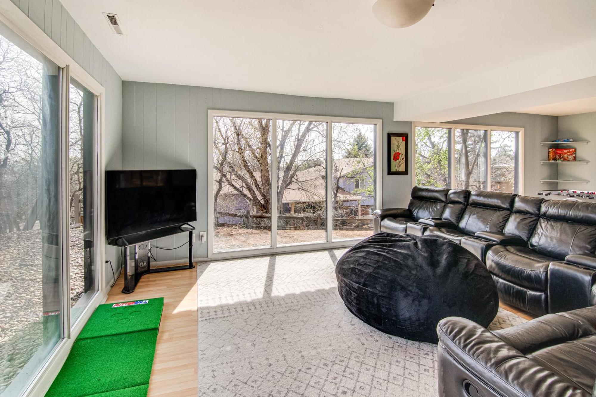5 Mi To Area Attractions Home With Hot Tub Colorado Springs Exterior photo