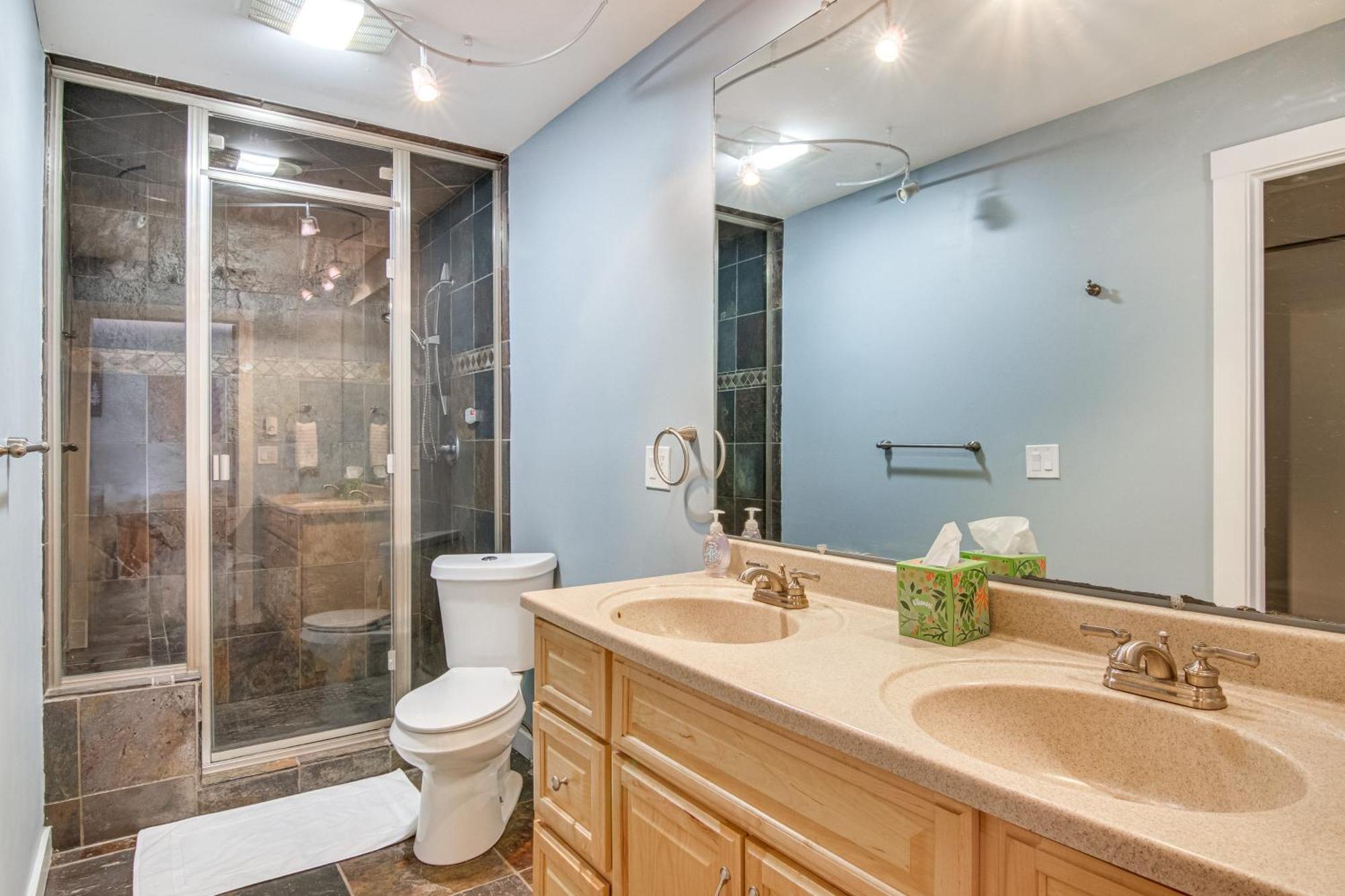 5 Mi To Area Attractions Home With Hot Tub Colorado Springs Exterior photo